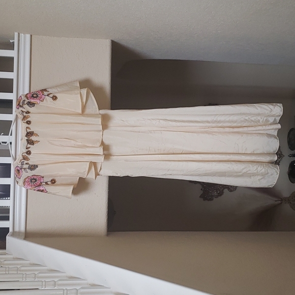 NWOT $245 London Cleobella Maxi 💗 - Picture 3 of 5